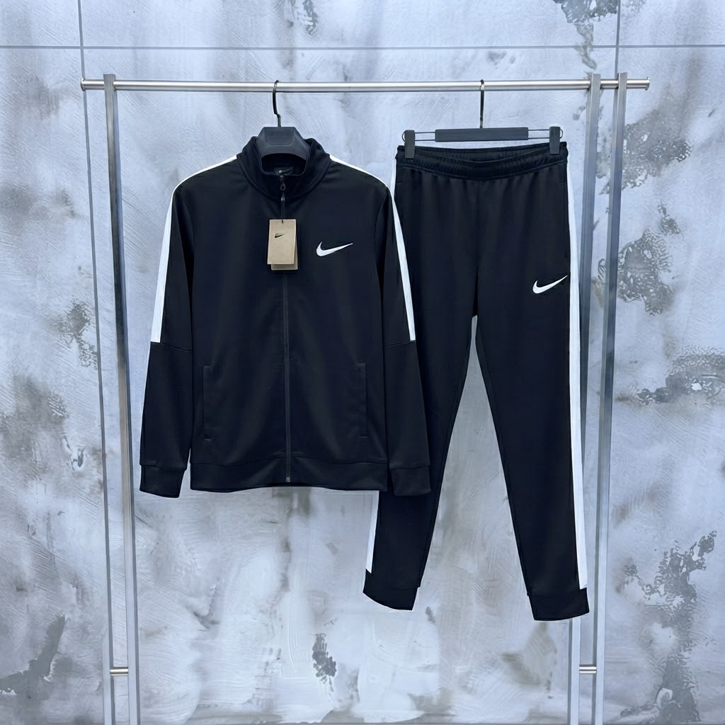 TRENERKE NIKE LIKRA